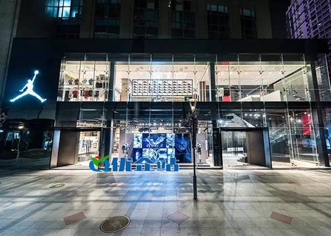 年收入破30亿美元、亚洲最大旗舰店落户北京，Jordan品牌要在中国讲什么新故事？ 